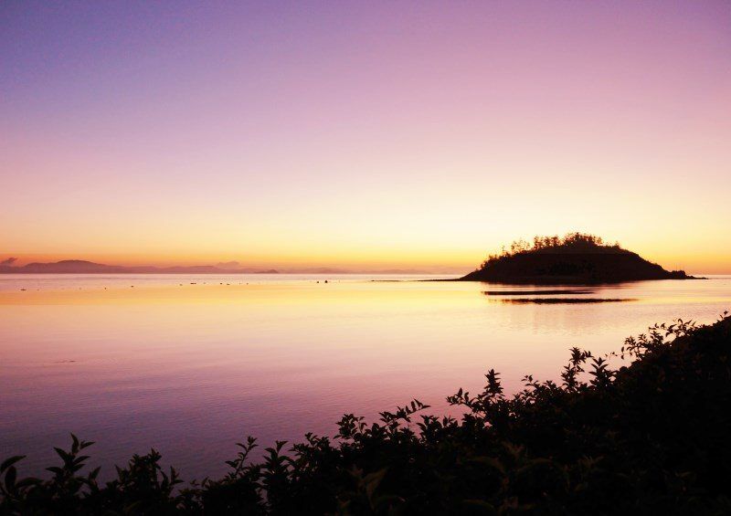 The sky after sunset over Arkhurst Island, viewed from the Western Helipad.