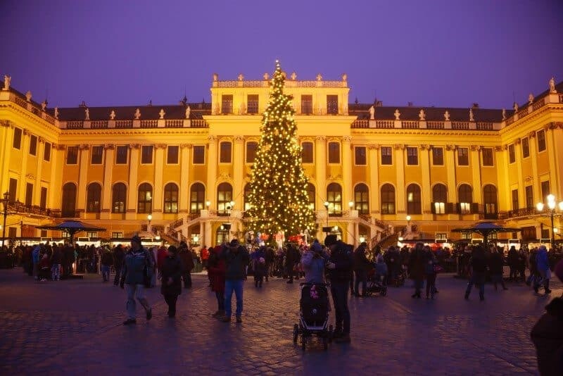 Christmas Markets by The Wandering Lens www.thewanderinglens.com