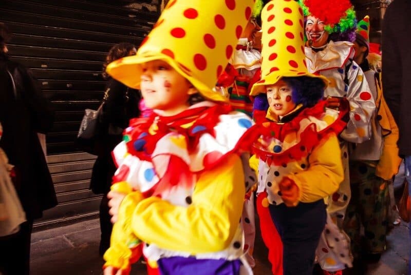 Venice Carnival Photos by The Wandering Lens www.thewanderinglens.com