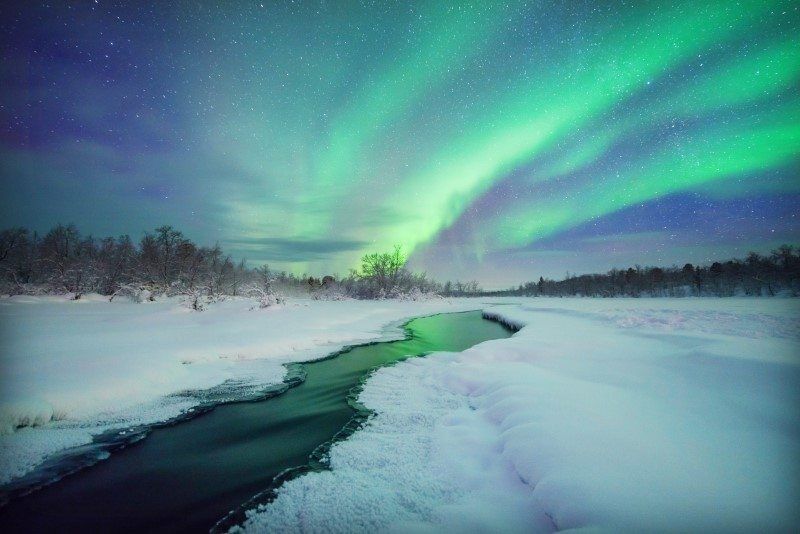 How to Photograph the Northern Lights and Aurora by The Wandering Lens www.thewanderinglens.com