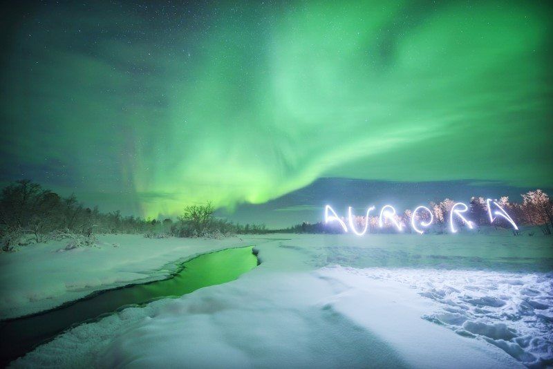 Photographing Aurora by The Wandering Lens www.thewanderinglens.com