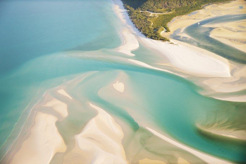 Whitehaven Beach, Whitsundays Australia by The Wandering Lens www.thewanderinglens.com