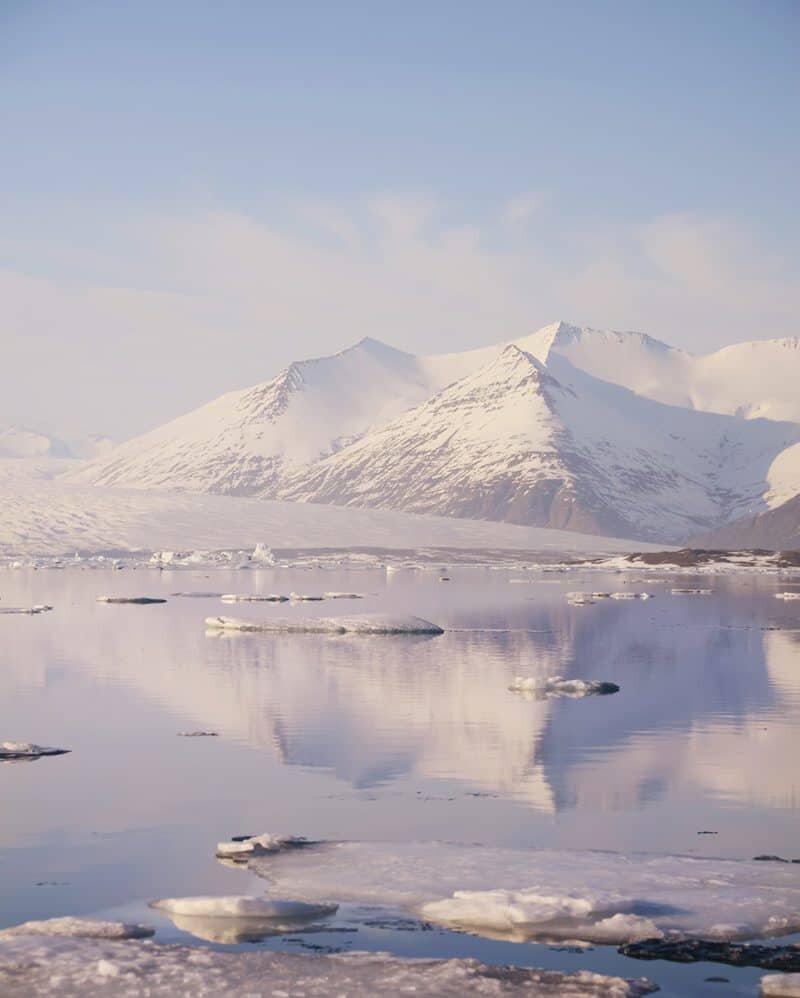 Iceland by The Wandering Lens www.thewanderinglens.com