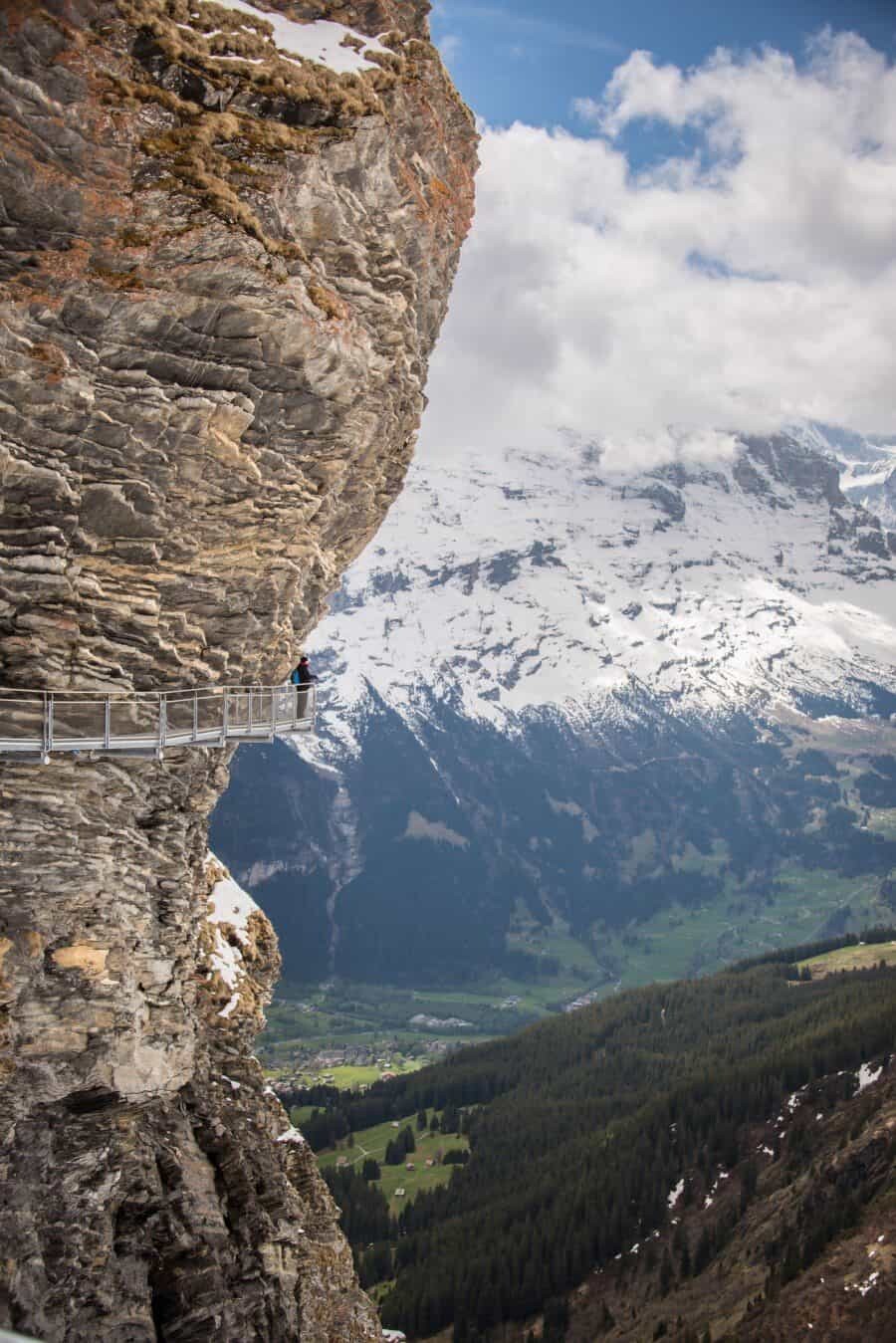 jungfrau-travel-guide-wengen-lauterbrunnen-and-grindelwald-by-the-wandering-lens-04