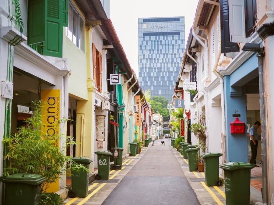 Singapore Photography Locations - Haji Lane by The Wandering Lens photographer Lisa Michele Burns