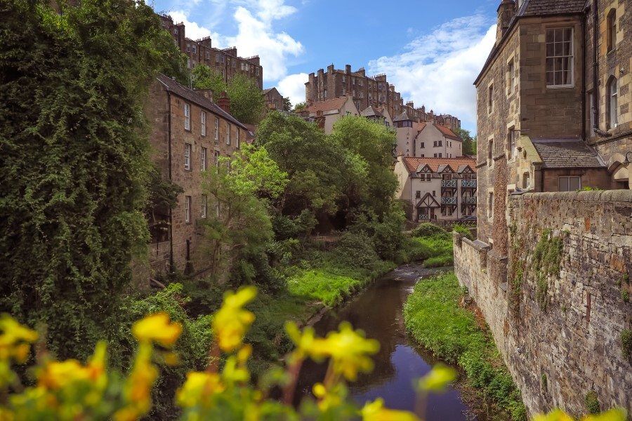 Edinburgh Photography Locations, a destination guide by The Wandering Lens photographer Lisa Michele Burns