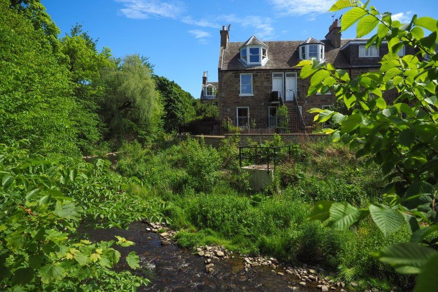 Edinburgh Photography Locations, a destination guide by The Wandering Lens photographer Lisa Michele Burns