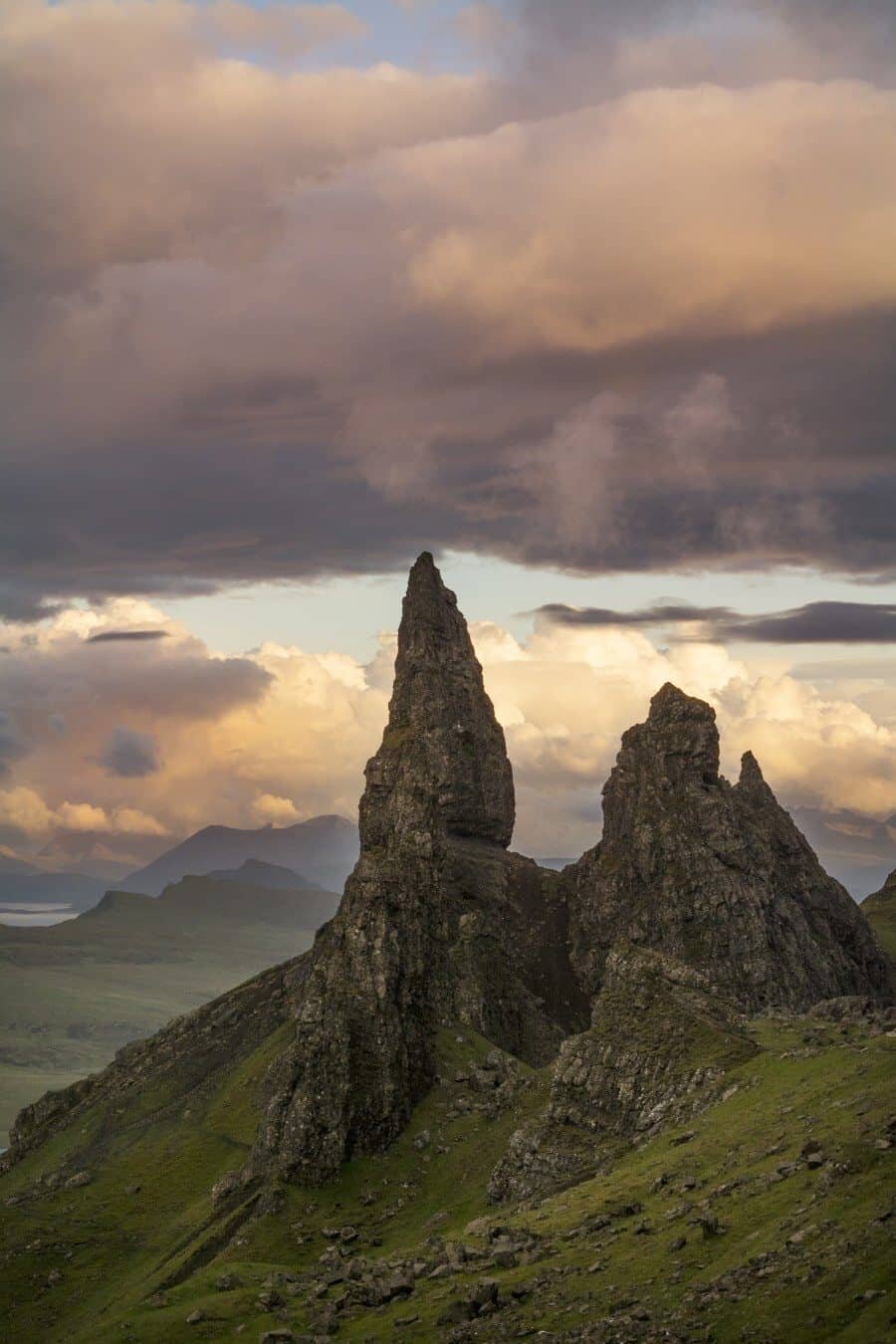 Old Man of Storr, Isle of Skye, Scotland guide by The Wandering Lens 