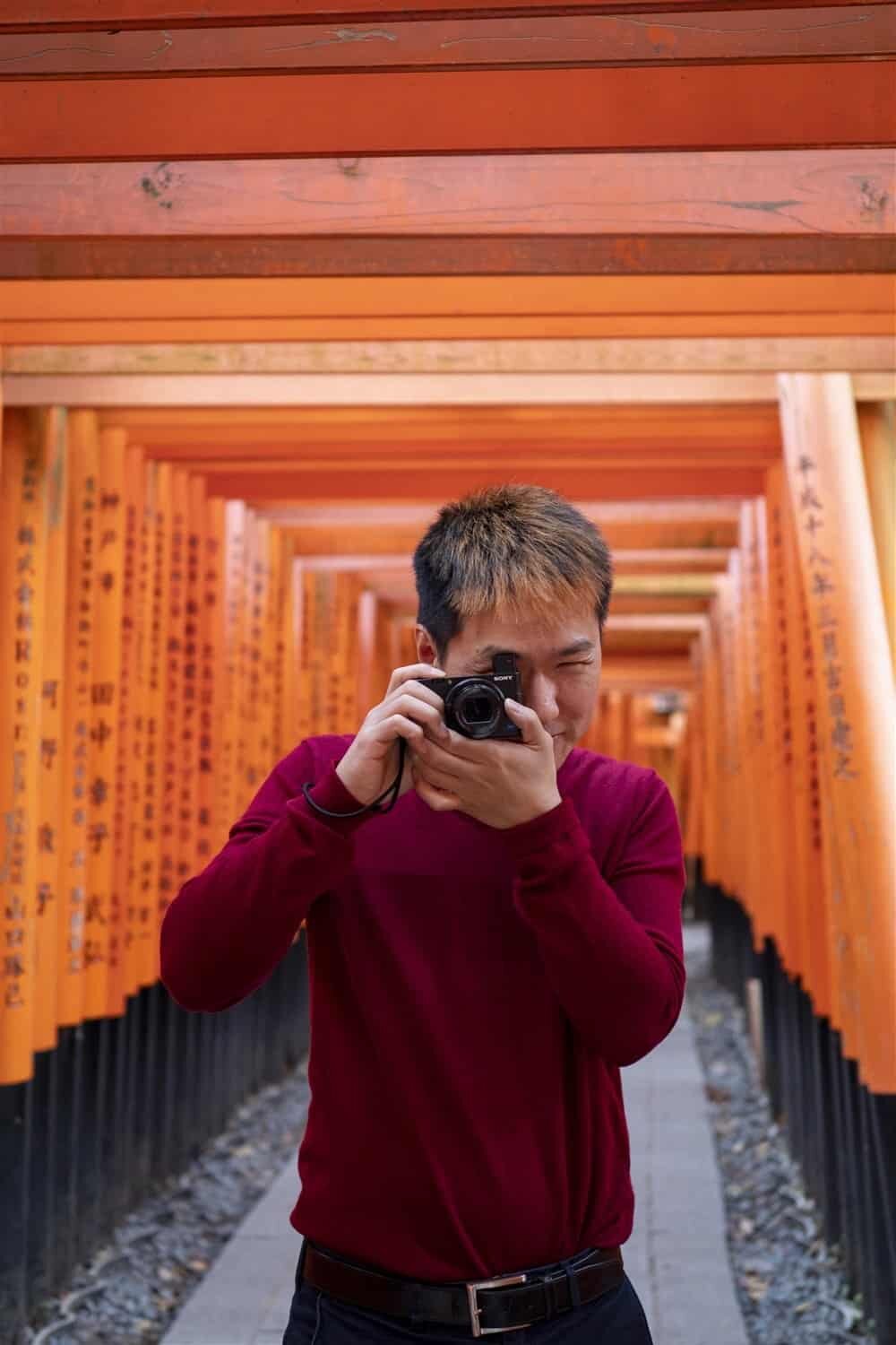 Fushimi Inari Shrine Kyoto - When to visit and how to take great photos of the torii gates