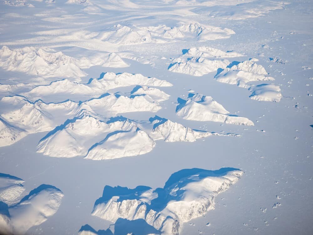 Flight to Greenland - Flying over the Greenland Ice Cap